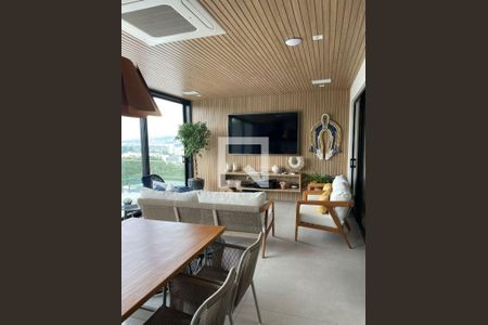 Casa à venda com 4 quartos, 650m² em Tamboré, Santana de Parnaíba