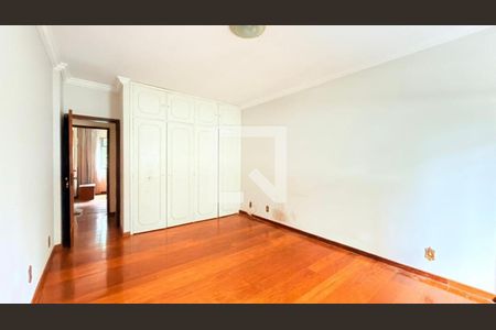 Apartamento à venda com 4 quartos, 333m² em Santo Agostinho, Belo Horizonte