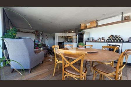 Apartamento à venda com 3 quartos, 131m² em Campo Belo, São Paulo