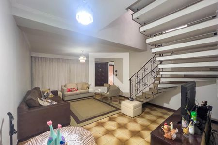 Sala de casa à venda com 3 quartos, 132m² em Vila Monumento, São Paulo