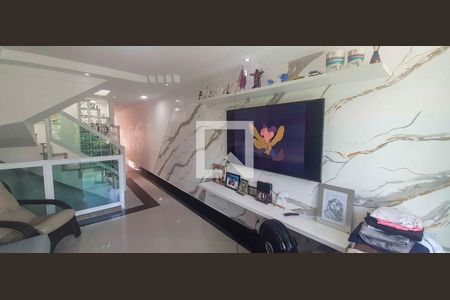 Casa à venda com 3 quartos, 155m² em Jardim Ester, São Paulo