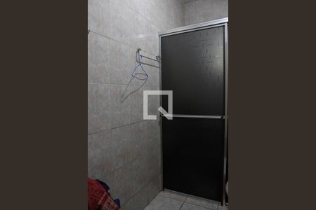 Banheiro de casa para alugar com 1 quarto, 57m² em Vila Jaraguá, São Paulo