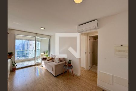 Sala  de apartamento à venda com 1 quarto, 48m² em Campo Belo, São Paulo