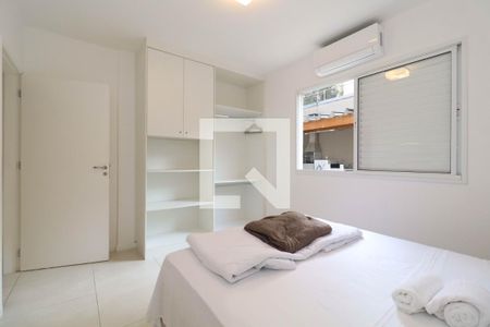 Quarto 1 de apartamento para alugar com 2 quartos, 61m² em Sumaré, São Paulo