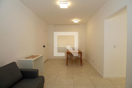 Sala de Estar e Jantar de apartamento para alugar com 2 quartos, 61m² em Sumaré, São Paulo