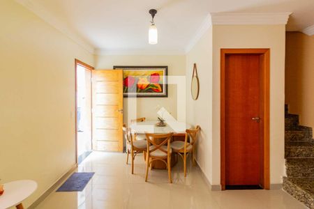 Sala de casa de condomínio à venda com 3 quartos, 77m² em Cupecê, São Paulo