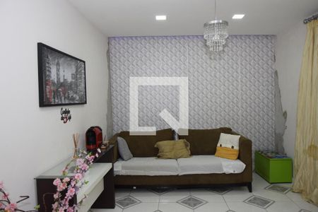 Casa para alugar com 2 quartos, 120m² em Jardim Santo Eduardo, Embu das Artes