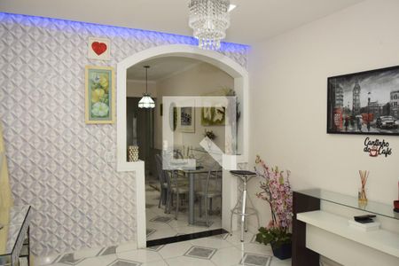 Casa para alugar com 2 quartos, 120m² em Jardim Santo Eduardo, Embu das Artes