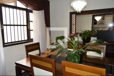 Sala de Jantar de casa à venda com 3 quartos, 130m² em Jd. Bela Vista, Osasco