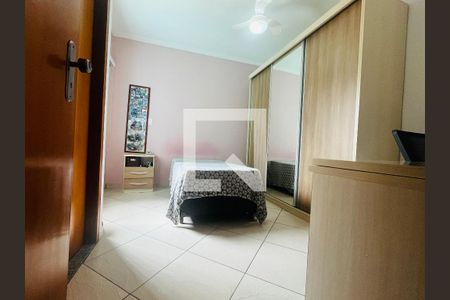 Quarto de casa à venda com 3 quartos, 286m² em Baeta Neves, São Bernardo do Campo