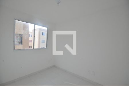 Quarto 2 de apartamento para alugar com 2 quartos, 34m² em Jardim Recanto Verde, São Paulo