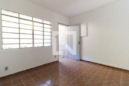 Sala de casa à venda com 2 quartos, 75m² em Parque Fongaro, São Paulo