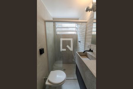 Banheiro de apartamento para alugar com 1 quarto, 24m² em Bela Vista, São Paulo