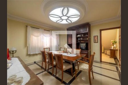 Casa à venda com 3 quartos, 199m² em Chácara Inglesa, São Paulo