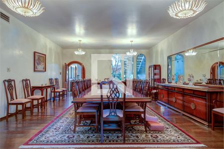 Casa à venda com 5 quartos, 901m² em Jardim Prudência, São Paulo