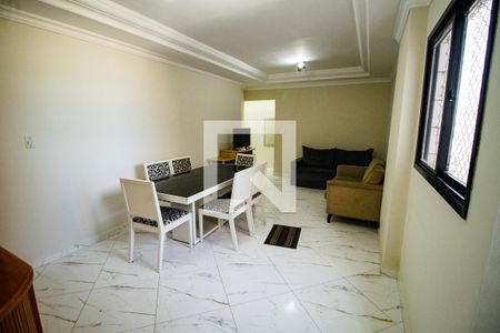 Sala de apartamento para alugar com 3 quartos, 120m² em Guilhermina, Praia Grande