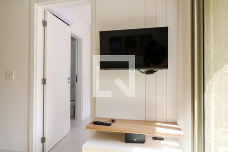 Sala de apartamento para alugar com 2 quartos, 74m² em Jurerê, Florianópolis