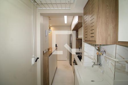 Sala / Cozinha de apartamento à venda com 2 quartos, 42m² em Vila Guaca, São Paulo