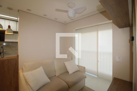 Sala / Cozinha de apartamento à venda com 2 quartos, 42m² em Vila Guaca, São Paulo