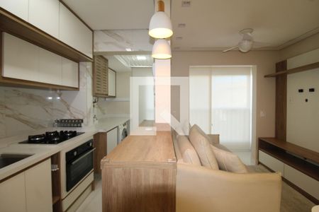 Sala / Cozinha de apartamento à venda com 2 quartos, 42m² em Vila Guaca, São Paulo