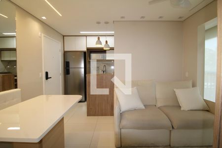 Sala / Cozinha de apartamento à venda com 2 quartos, 42m² em Vila Guaca, São Paulo