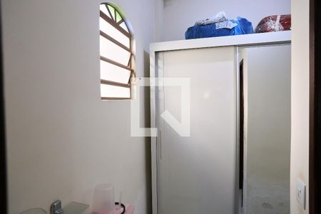 Closet da suíte de casa à venda com 2 quartos, 360m² em São Marcos, Belo Horizonte