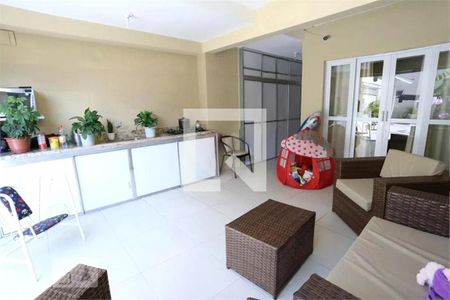 Casa à venda com 6 quartos, 320m² em Vila Paranagua, São Paulo