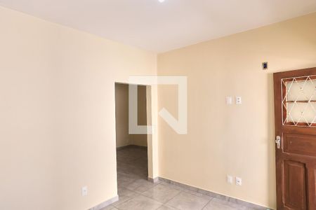 Sala de casa para alugar com 3 quartos, 120m² em Sagrada Família, Belo Horizonte