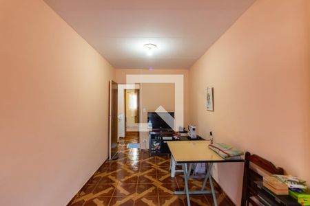 Quarto 1 de casa à venda com 4 quartos, 187m² em Metalúrgicos, Osasco