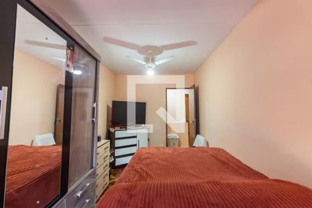 Quarto 2 de casa à venda com 4 quartos, 187m² em Metalúrgicos, Osasco