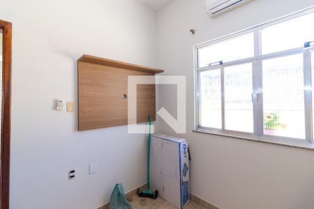 Quarto 1 de casa para alugar com 3 quartos, 403m² em Praça Seca, Rio de Janeiro