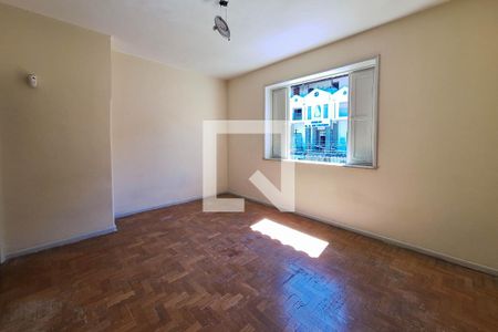Sala de apartamento à venda com 2 quartos, 70m² em Fátima, Niterói