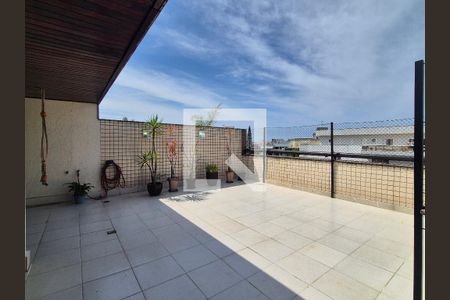 Apartamento para alugar com 3 quartos, 176m² em Recreio dos Bandeirantes, Rio de Janeiro