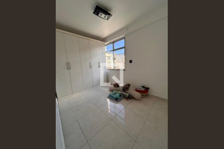 Apartamento à venda com 2 quartos, 60m² em Irajá, Rio de Janeiro