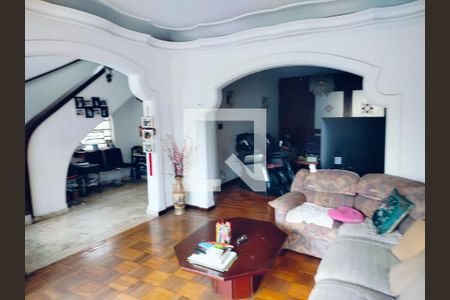 Casa à venda com 4 quartos, 350m² em Ipiranga, São Paulo