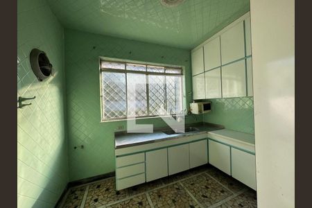 Casa à venda com 4 quartos, 247m² em Jardim Paulista, São Paulo