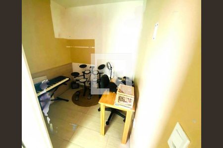 Casa à venda com 3 quartos, 110m² em Itaquera, São Paulo