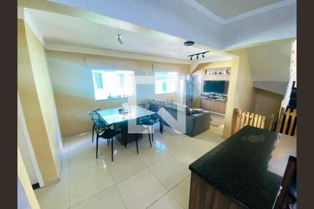 Casa à venda com 3 quartos, 110m² em Itaquera, São Paulo