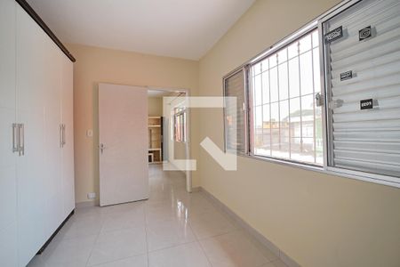 Quarto 1 de casa para alugar com 3 quartos, 200m² em Vila Silvia, São Paulo