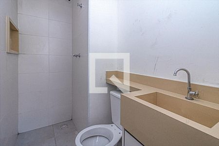banheiro social_1 de apartamento para alugar com 2 quartos, 38m² em Vila Vermelha, São Paulo