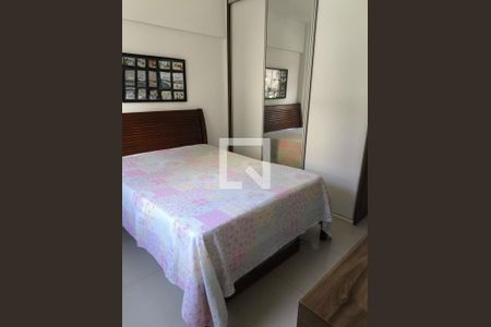 Quarto de apartamento para alugar com 2 quartos, 51m² em Costa Azul, Salvador