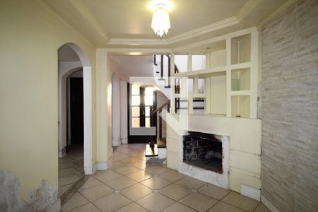 Sala de casa à venda com 3 quartos, 160m² em Costa E Silva, Porto Alegre