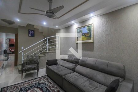 Casa à venda com 3 quartos, 105m² em Jardim Santa Adelia, São Paulo