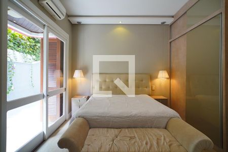 Quarto suíte  de apartamento para alugar com 3 quartos, 200m² em Moinhos de Vento, Porto Alegre