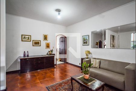 Sala 1 de casa para alugar com 3 quartos, 380m² em Santa Terezinha, Santo André