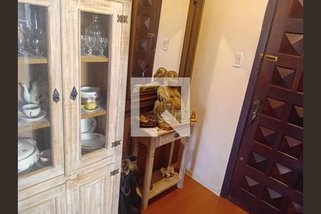 Sala de apartamento para alugar com 2 quartos, 59m² em Menino Deus, Porto Alegre