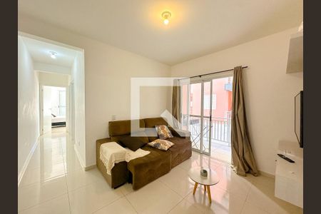 Sala de TV de apartamento para alugar com 2 quartos, 70m² em Santinho, Florianópolis