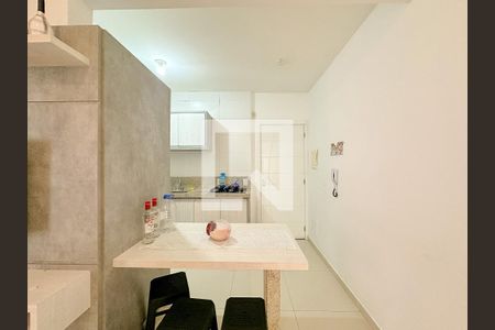 Sala de Jantar de apartamento para alugar com 2 quartos, 70m² em Santinho, Florianópolis