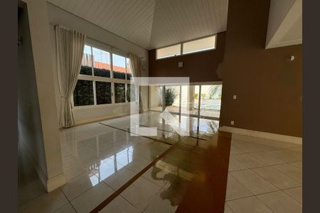 Foto 04 de casa para alugar com 4 quartos, 422m² em Vila Jaboticabeira, Taubaté