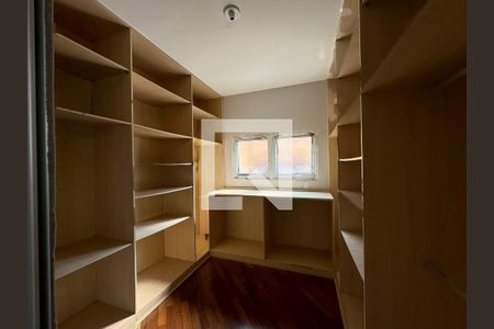 Foto 21 de casa para alugar com 4 quartos, 422m² em Vila Jaboticabeira, Taubaté